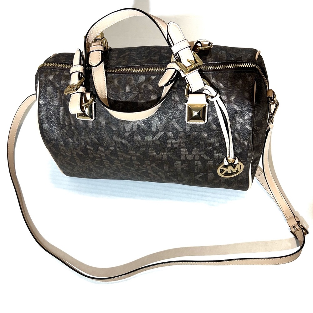 Michael Kors MK Signature Barrel Duffle Brown Excellent Condition Leather